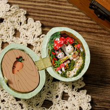Walnut Shell DIY Jungle Movement
