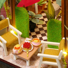 DIY Miniature Garden Cafe