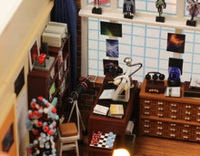 Lil' Haven Miniature DIY Sheldon's Apartment