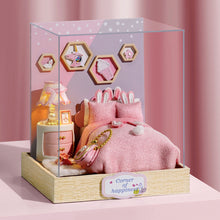 DIY Miniature Lil Bedroom Set