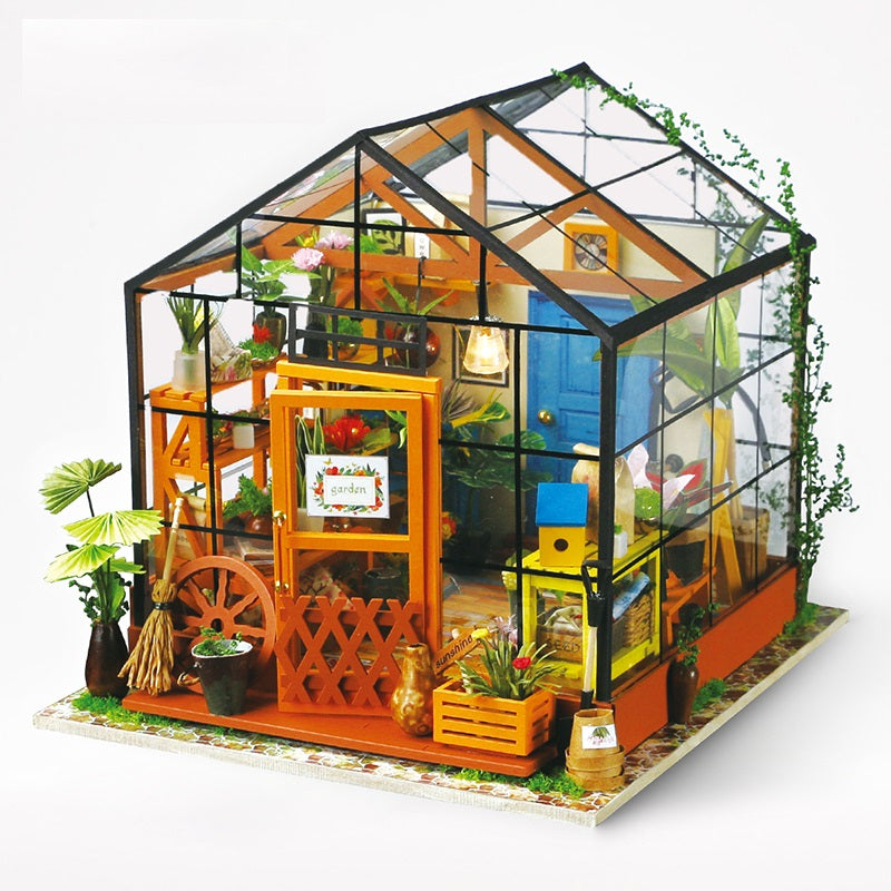 DIY Miniature Greenhouse Garden Dollhouse
