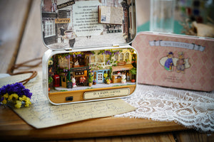 DIY Miniature Old Coffee House Box Theater