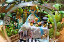 Miniature DIY Alice in Wonderland Hanging DIY