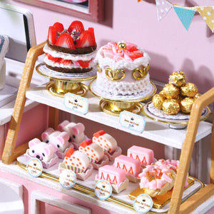 DIY Miniature Lil Cake Shop